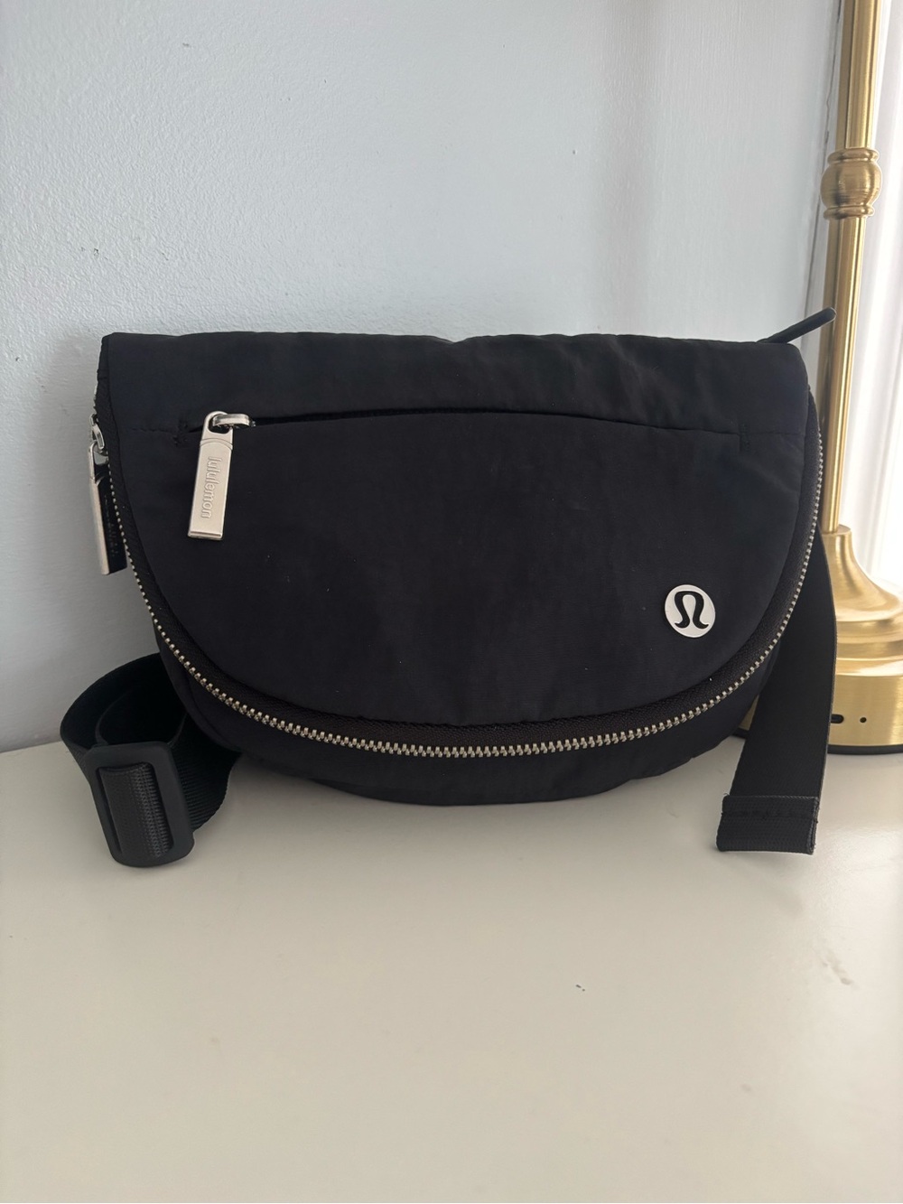 Lululemon all night festival bag micro